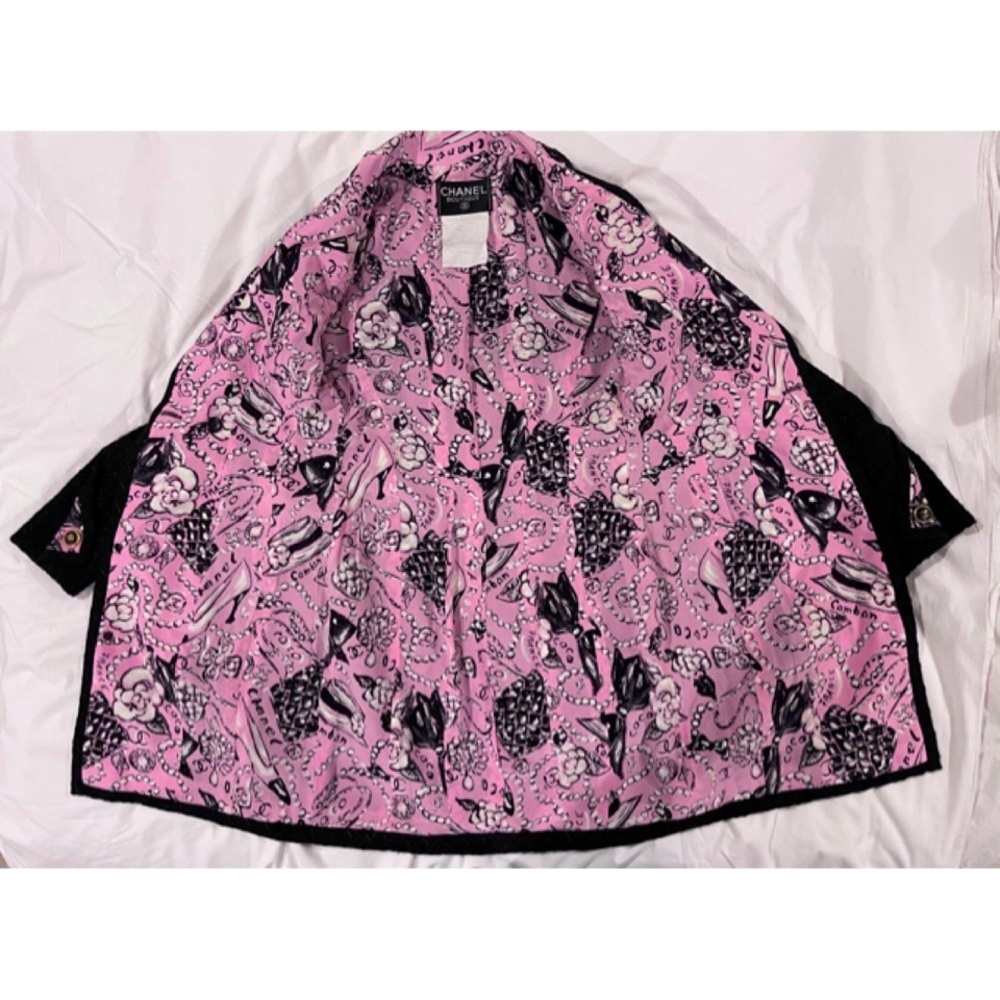 ✨Extremely Rare & Hard to find Vintage Iconic CHANEL S/S 1993 Runway Jacket Coat - Picture 14 of 16